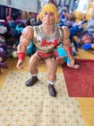 Vintage MOTU Flying Fists He-Man 1985 Masters of The Universe Action Figure