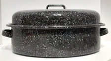 Granite Ware 18-Inch Covered Oval Roaster - Black, Dishwasher Safe