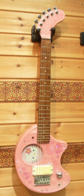 Fernandes ZO-3 Hello Kitty PINK Electric Guitar Built-In Amplifier