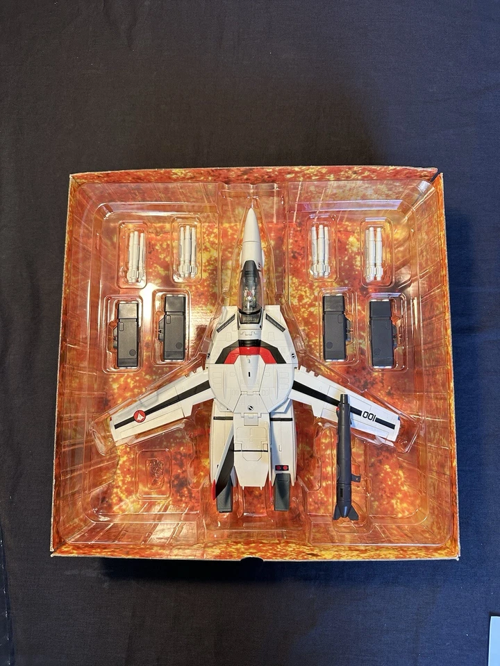 Figura de acción Macross VF-1S 1/48 Hikaru Ichijo Do You Remember Love Yamato con caja Foto 2 de 4