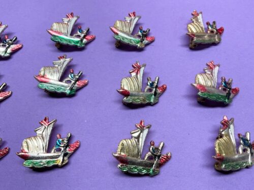 15 Vintage Dime Store Chinese Fishing "Junk" Boat Brooch Pin Metal Decoration - Picture 2 of 6