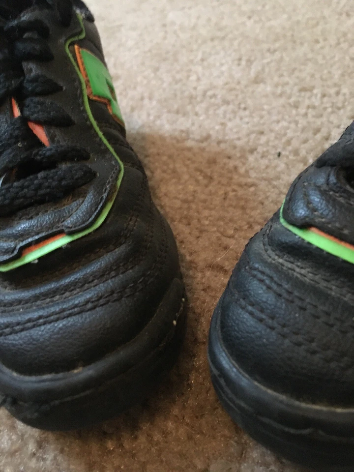 Lotto Boys Soccer Cleats Sports Size 12 Black/Green - Image 3 of 4