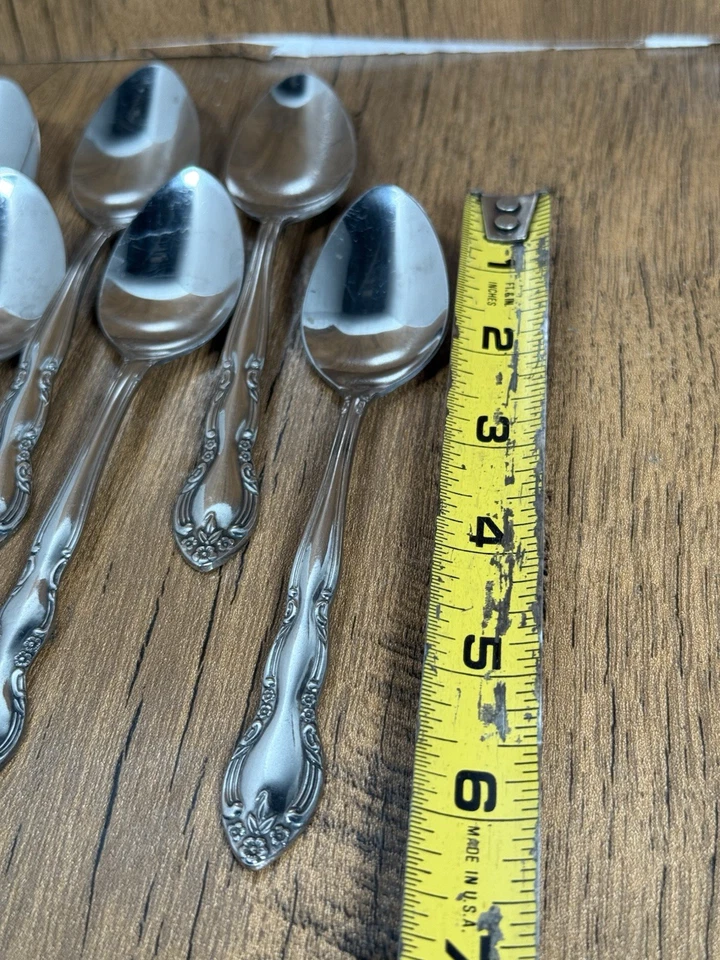 Lote 8 cucharaditas cucharas imperiales de acero inoxidable Fleurette cubiertos Corea 6 1/4" Foto 2 de 4
