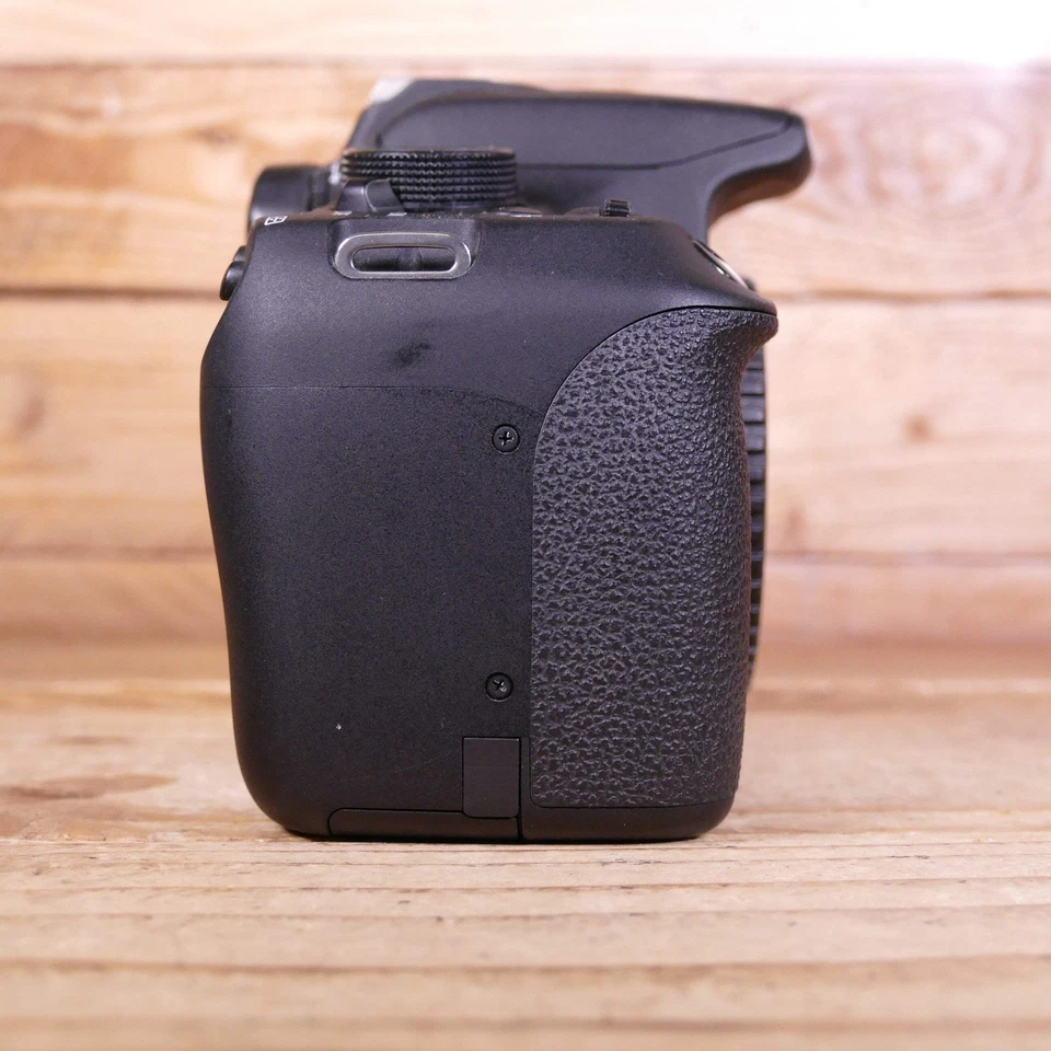 Canon EOS 1200D, photo 2 of 5