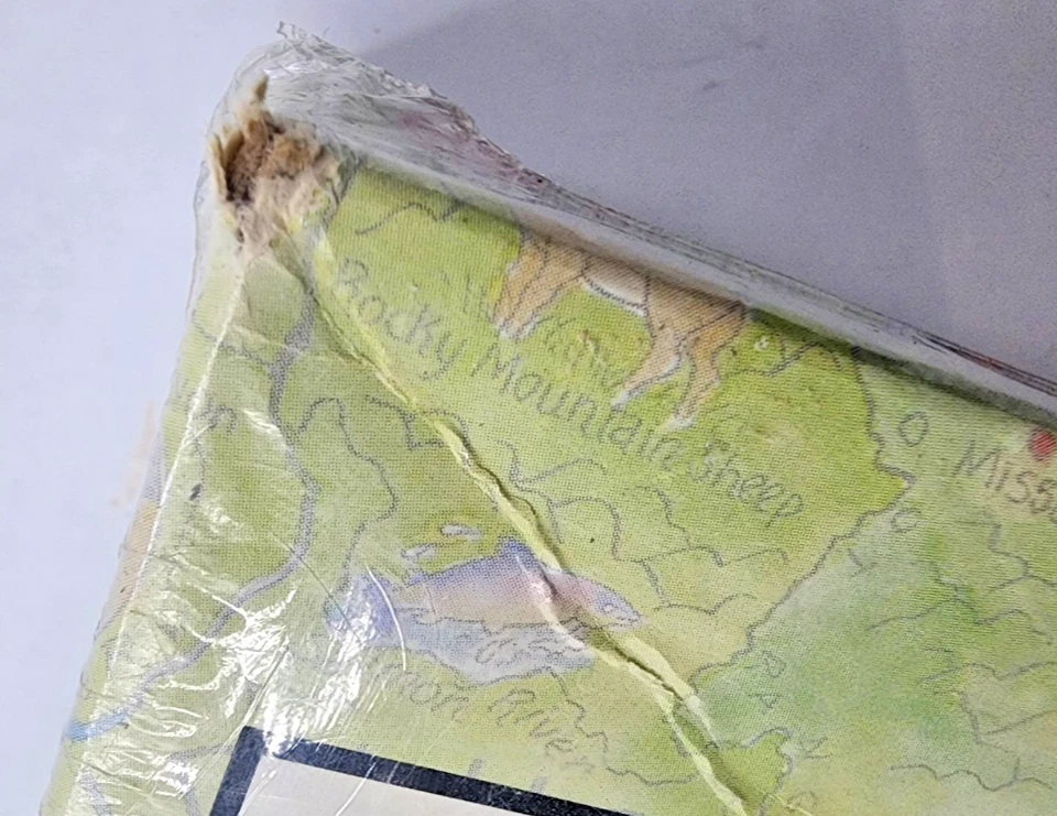 Where in the USA IS Carmen Sandiego 300 PC Jigsaw Puzzle Game NEW Vintage 1993 - Image 3 of 4