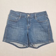 Levi's Women's Size 6 Blue Denim Shorts B20