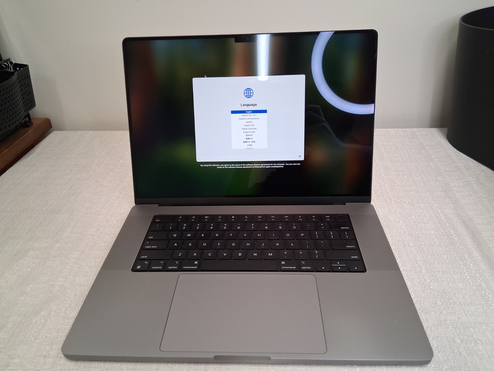 2021 Apple MacBook Pro 16" M1 Pro 3.2GHz 512GB SSD 16GB RAM Silver *A2485*