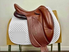 Devoucoux Makila Lab-E dressage Rides 17.5” Brand New Seat