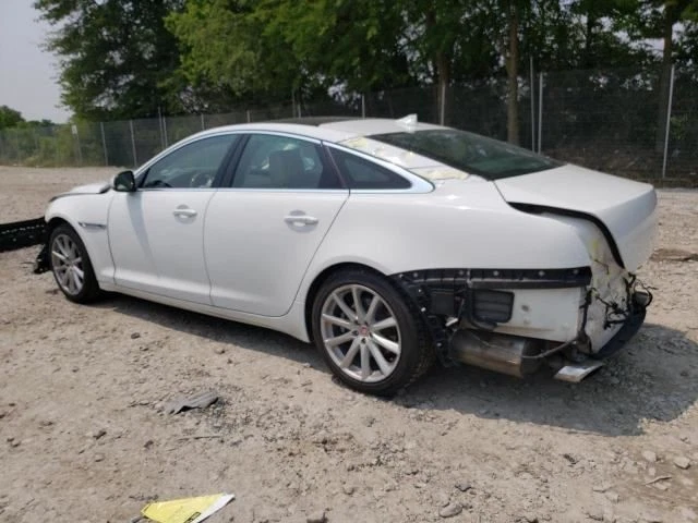 Eje trasero Carrier 3,0 L compatible con 13-19 XJ 2559987 Foto 2 de 4