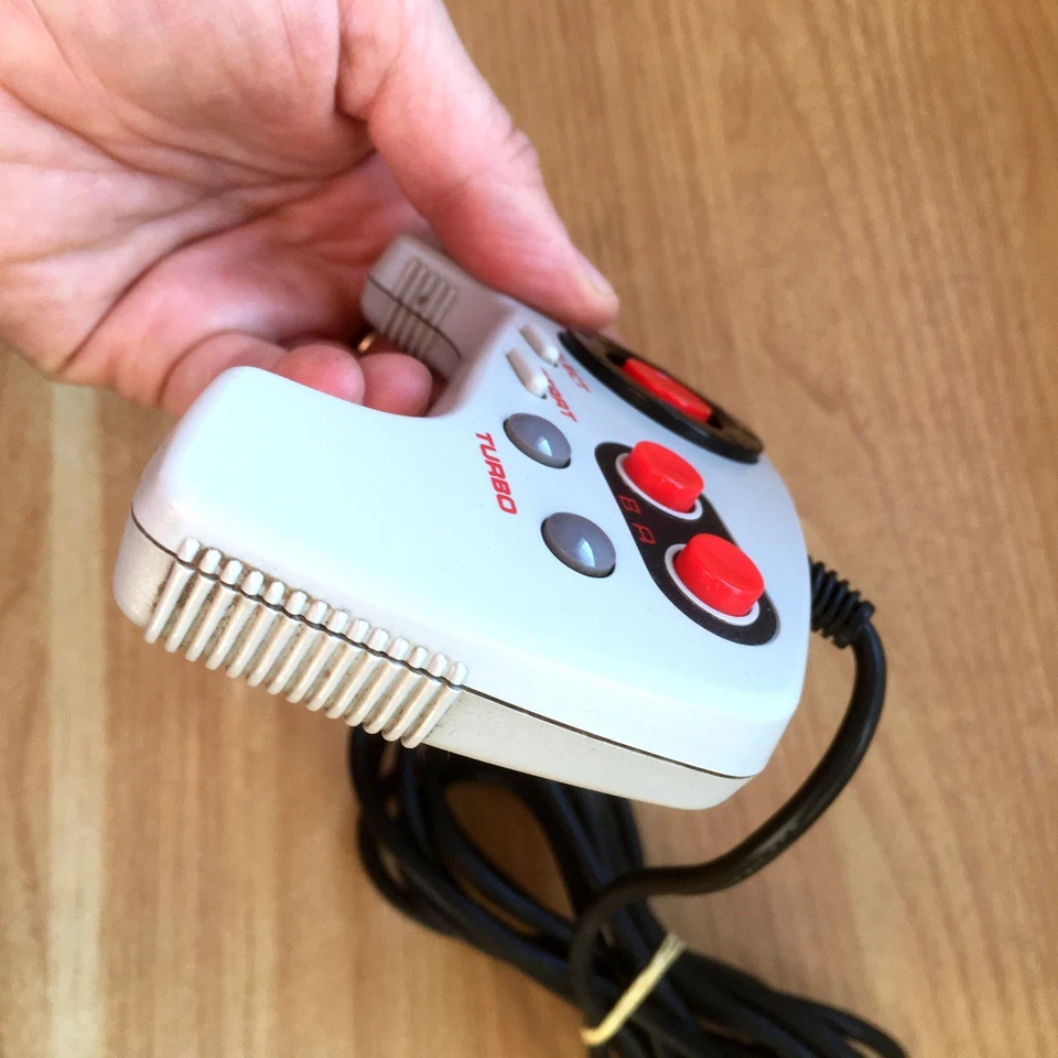 MANETTE TURBO OFFICIELLE NINTENDO NES MAX PAL B EURO CONTROLLER GAMEPAD NES-027 - Photo 4/4