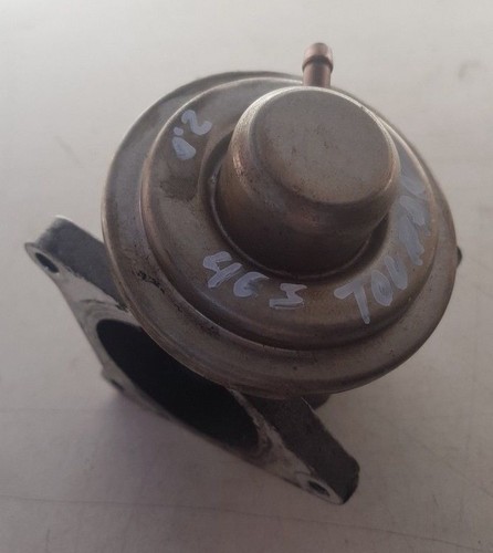 038129637D 038131501AN Original Audi Seat Toledo Superb Golf V Jetta AGR Ventil