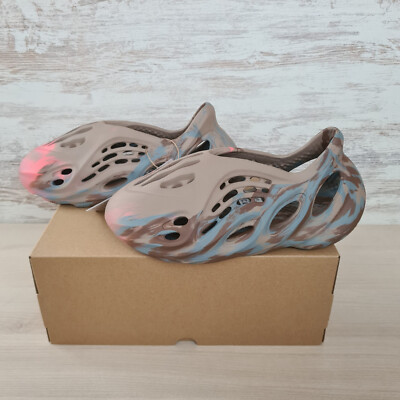 adidas Yeezy Foam RNNR MX Sand Grey