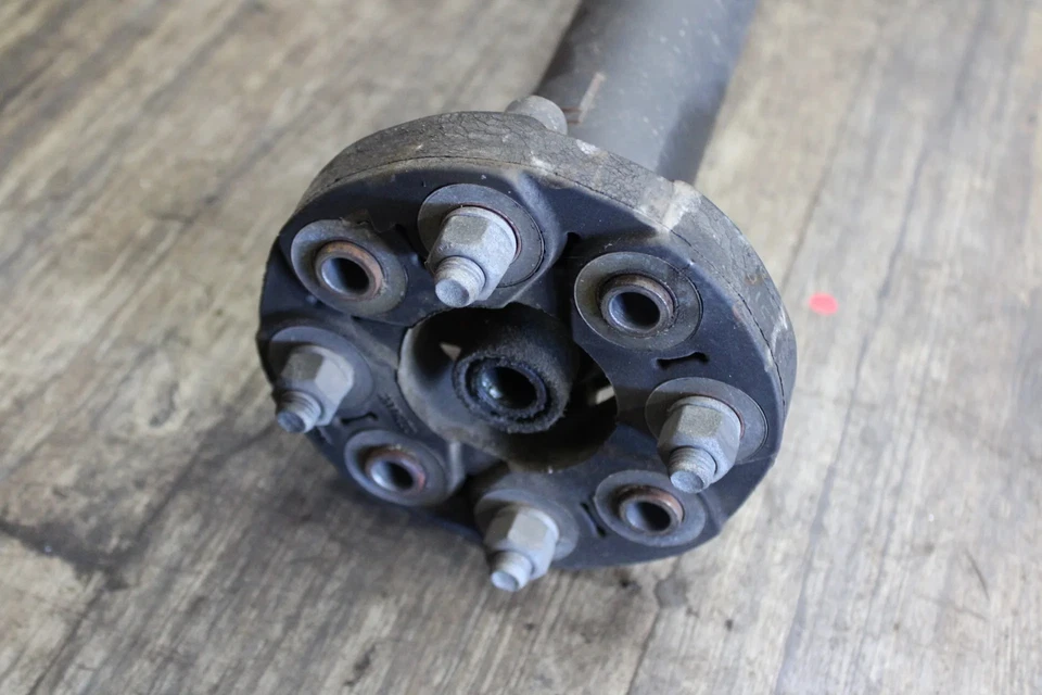 05-08 Magnum Challenger Charger 300 SRT8 6,1 L OEM eje de transmisión trasero 05037640AB Foto 2 de 4