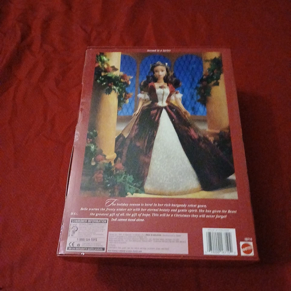 Muñeca Barbie Holiday Princess Belle Disney 1997 La Bella y la Bestia 16710 nueva Foto 4 de 4