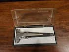 Vintage Schick Safety Razor Metal/Plastic w/ Plastic Case — photo 2