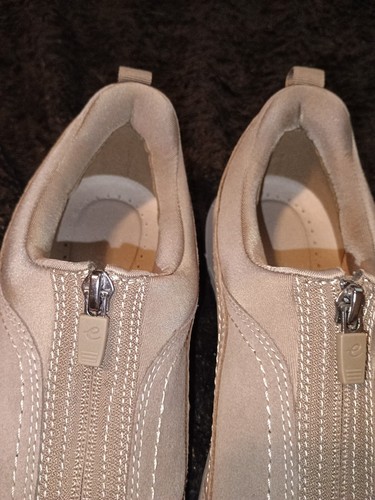 Nagelneue hellbraune Schuhe Größe 10 Easy Spirit