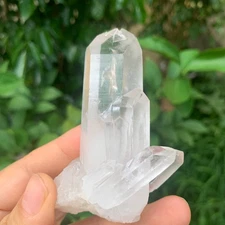 123G  Natural white crystal cluster point mineral specimen Chakras Healing