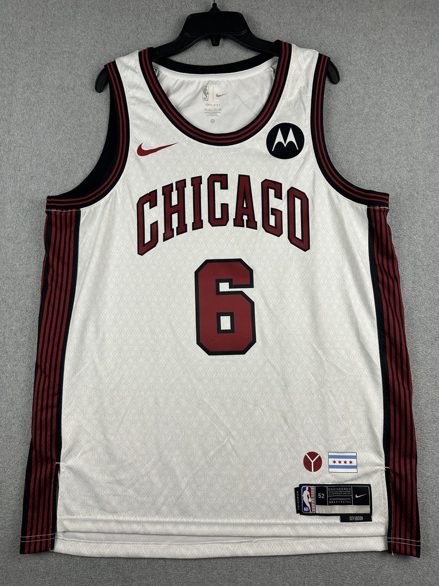 Chicago Bulls Jersey Mens XL White NBA Basketball Alex Caruso Nike