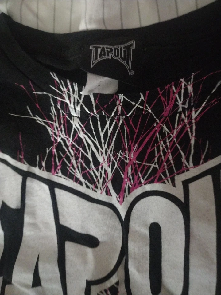 Vintage Y2K Tapout T-Shirt Pink Lighting Abstract Grunge Graphic Tee | Womens XL - Image 2 of 3