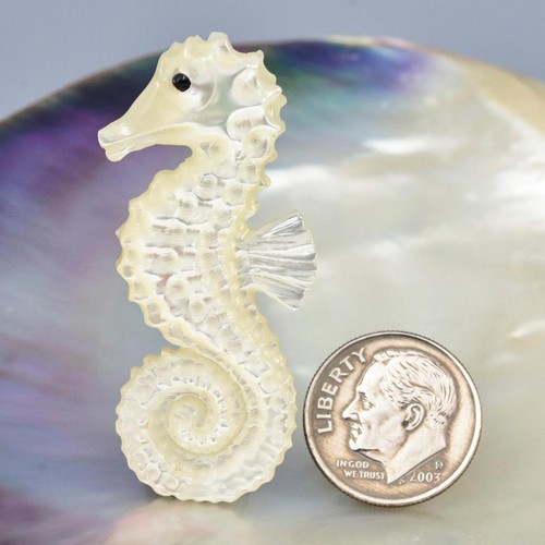 Caballito de Mar Diseño Madre Perla Tallado Escultura Colección Joyería 7.84g - Imagen 10 de 13