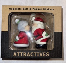 Santa and Mrs Claus Kissing Ceramic Salt and Pepper Shaker Set 8366