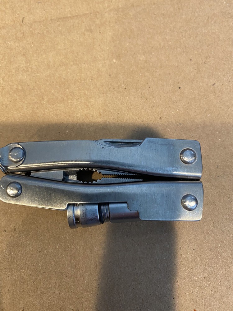 Multifunctional Pocket Knife with Pliers and Flashlight