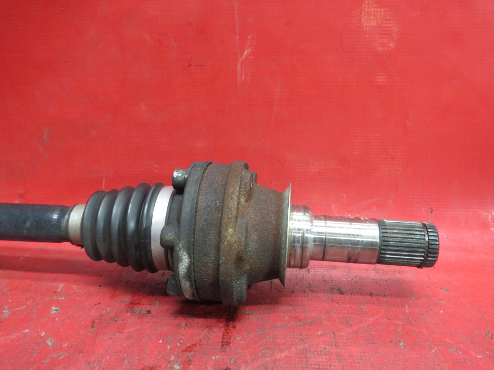 2006 BENTLEY FLYING SPUR RIGHT REAR AXLE