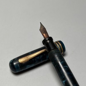 Antique Vintage Blue Marble w/ Gold Trim Fountain Pen - 14kt Nib - 1930's