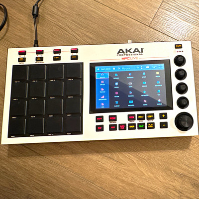 Akai Professional MPC Live Sampler/Sequencer w/ Case & Adapter
