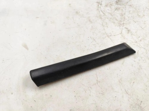 BMW 3 E36 Kotflügelzierleiste hinten rechts 19607290 1.80 Petrol 85kw 31484983