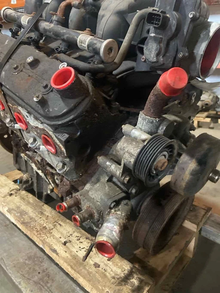 Used Engine Complete Assembly fits: 2004 Chevrolet Silverado 2500 pickup classic Foto 2 de 4