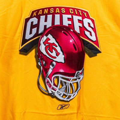 Vintage Reebok Kansas City Chiefs Big Helmet T-Shirt Large NFL Y2K Yellow