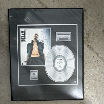 Nelly Country Grammar Signed Original Music Framed Display w/ Record