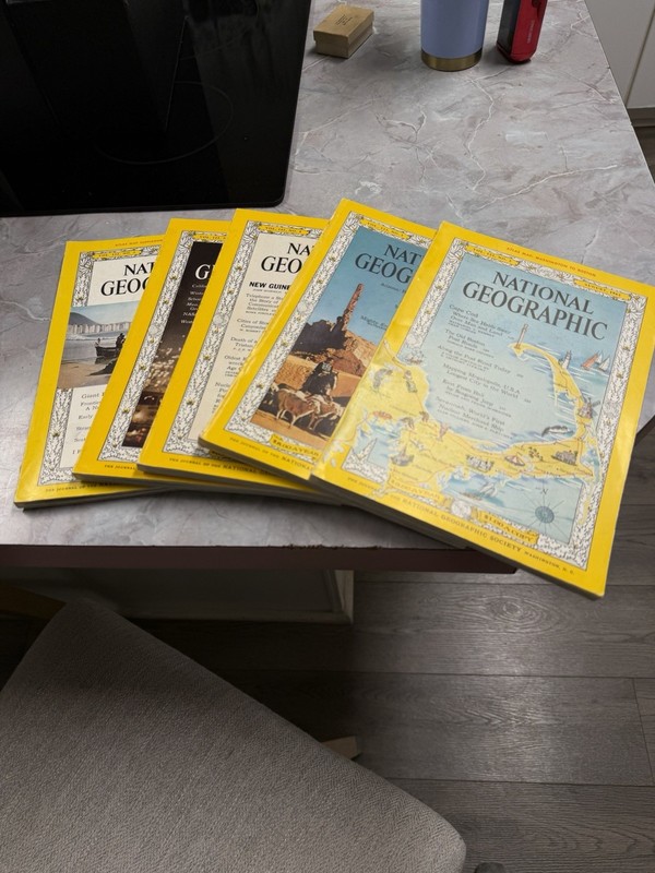 5 Vintage National Geographic Magazine
