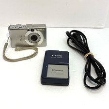 Canon Silver Digital IXUS 40 6.0MP Compact Digital Camera Battery/Charger Works