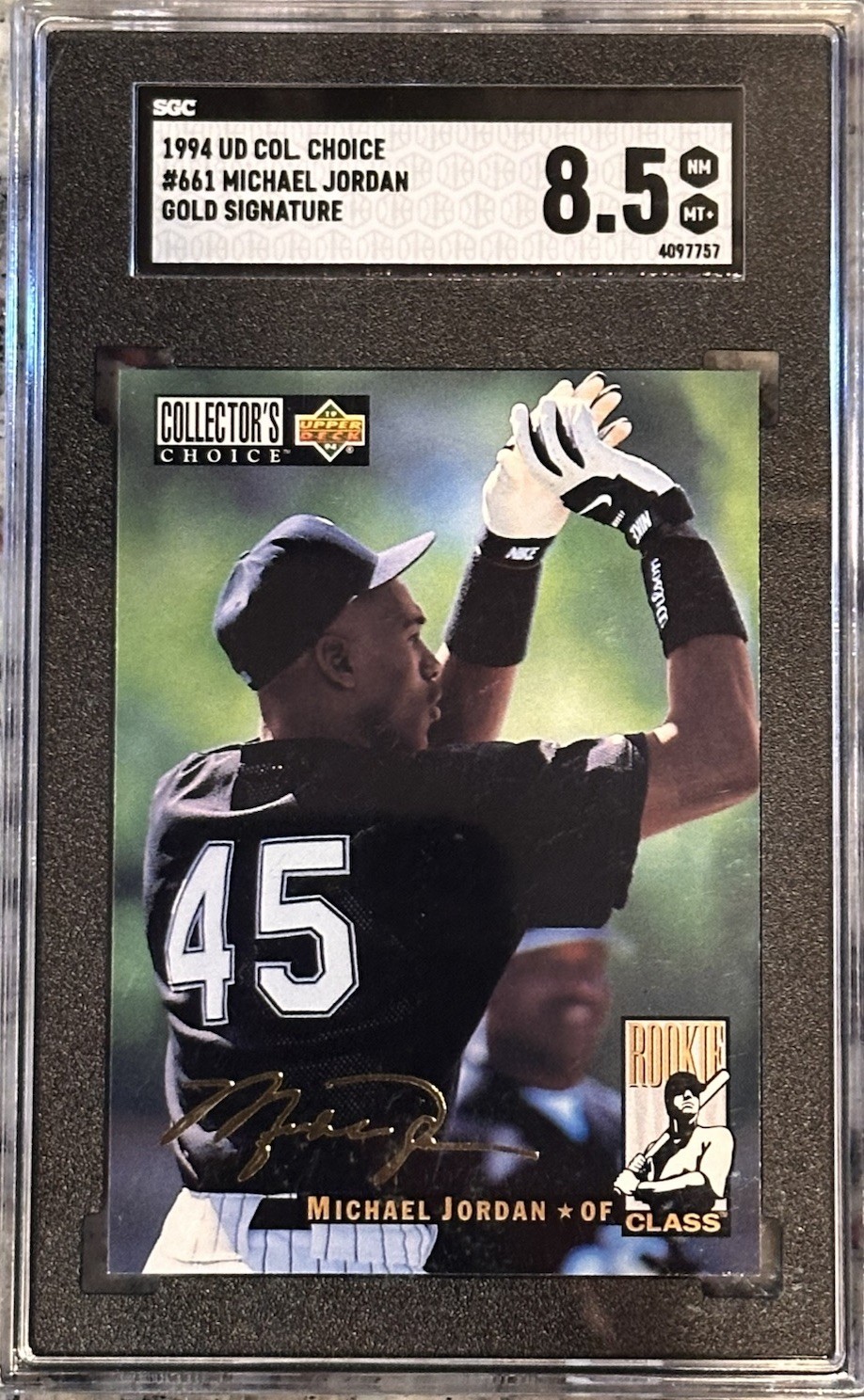1994 UD Collector's Choice RC Rookie Michael Jordan #661 Gold Signature SGC 8.5