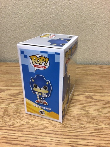Sonic the Hedgehog with Ring Funko Pop Vinyl Figure #283 - Picture 3 of 5