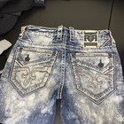 Picture 4 of 6