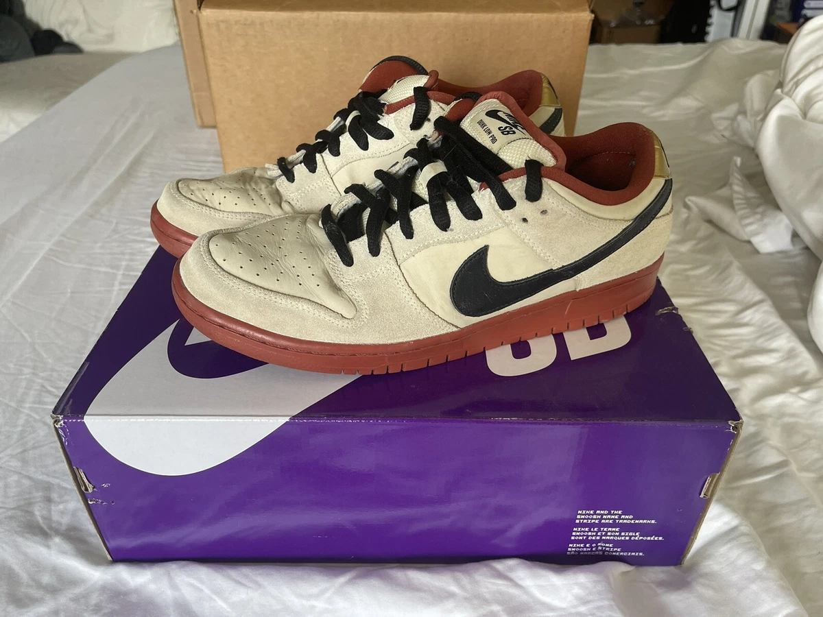 Nike SB Dunk Low Pro Hennessy Muslin Men's Size 9.5 BQ6817-100 SHIPS QUICK