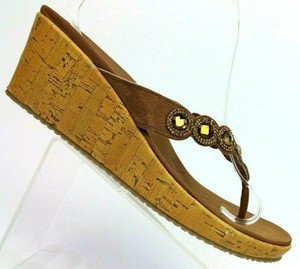 skechers beverlee bizzy babe wedge sandal