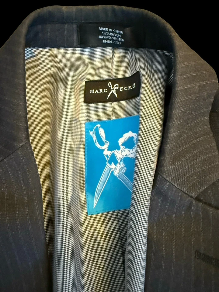 Vintage Marc Jacob’s Grey Pin Stripe Suit Coat / Blazer - 42r - Image 3 of 3