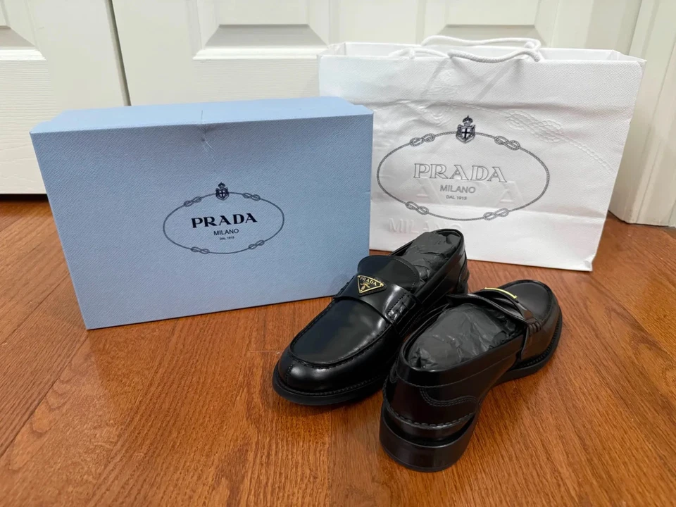 Prada Brushed Leather Loafers Size 38 EU - Image 2 of 4