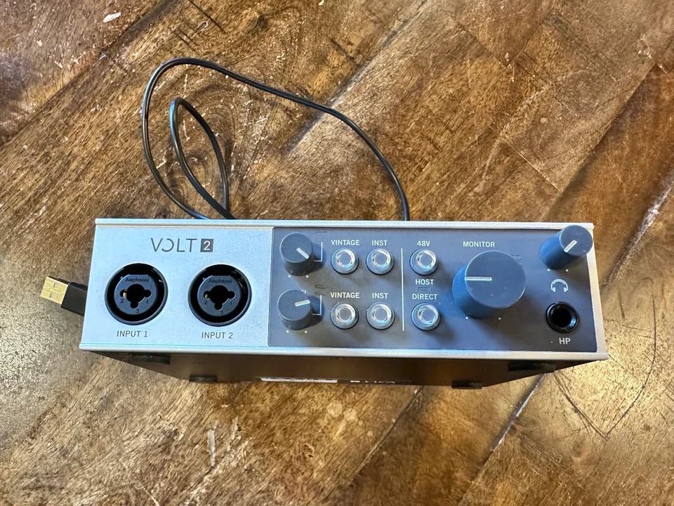 Universal Audio Volt 2 G507 - Image 2 of 4