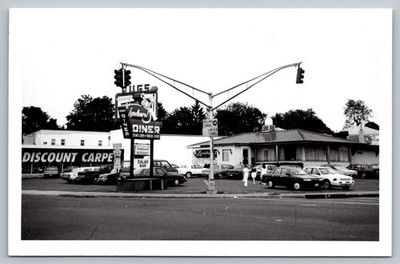 Bergen County NJ~Lyndhurst Diner Restaurant~c1994 UNPTD New Jersey RPPC Postcard