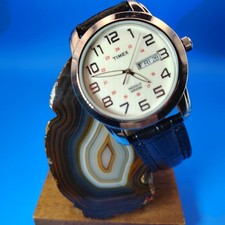 Vintage 2007 Timex Indiglo DayDate 39mm Mens Quartz Watch Leather Strap Size 5-8