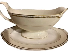 Vintage Homer Laughlin Eggshell Georgian  Gravy Boat with Underplate