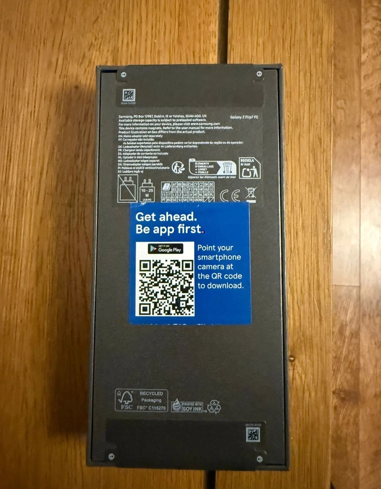 Samsung Galaxy Z Flip 7 FE 256GB Black Unlocked Smartphone - Image 2 of 2