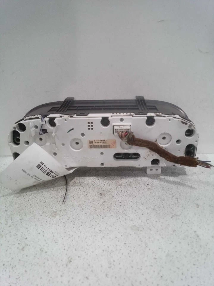 Speedometer Cluster US With Tachometer Opt UC9 Fits 04-05 IMPALA 270361 - Imagem 2 de 4