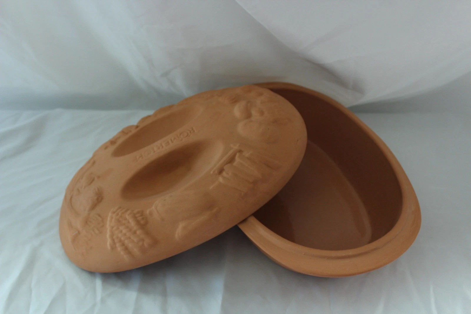 VINTAGE 1996 Romertopf clay Vegetable Baker model made by Reco 12”x8.25”x4”
