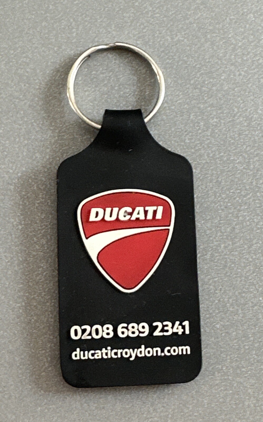 GENUINE DUCATI MAIN DEALER MOTOR BIKE KEY FOB KEY RING RUBBER CROYDON